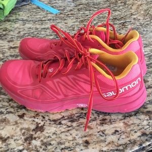 Salomon trial shoes, sonic aero
